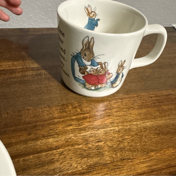 Wedgwood Peter Rabbit Tea Set - Cream and Blue - Picture 5 of 11
